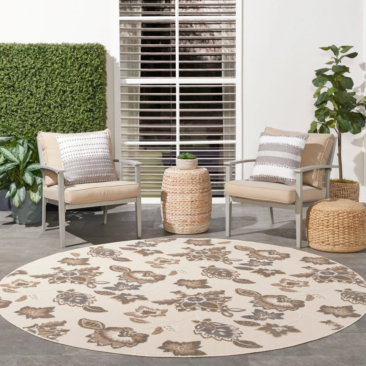 Aloha Beige Farmhouse Indoor/Outdoor Rug