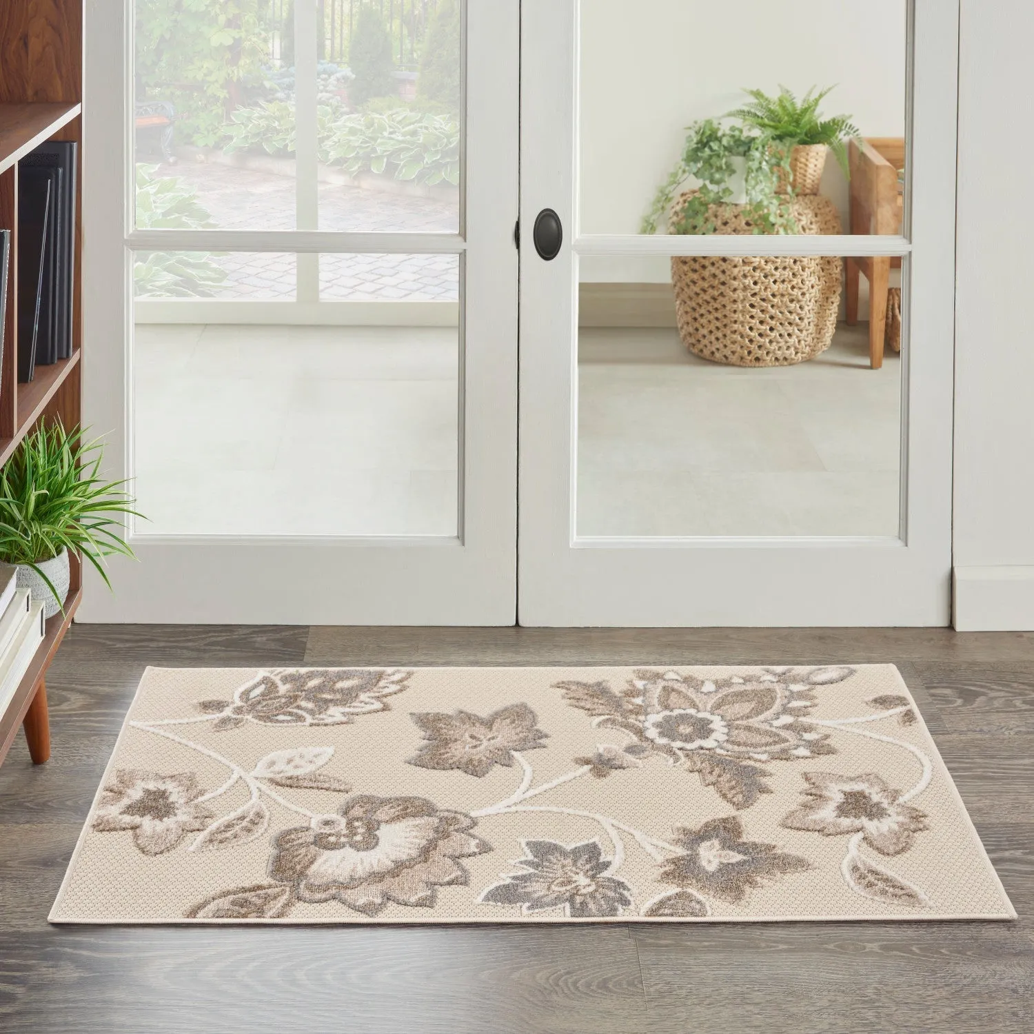 Aloha Beige Farmhouse Indoor/Outdoor Rug