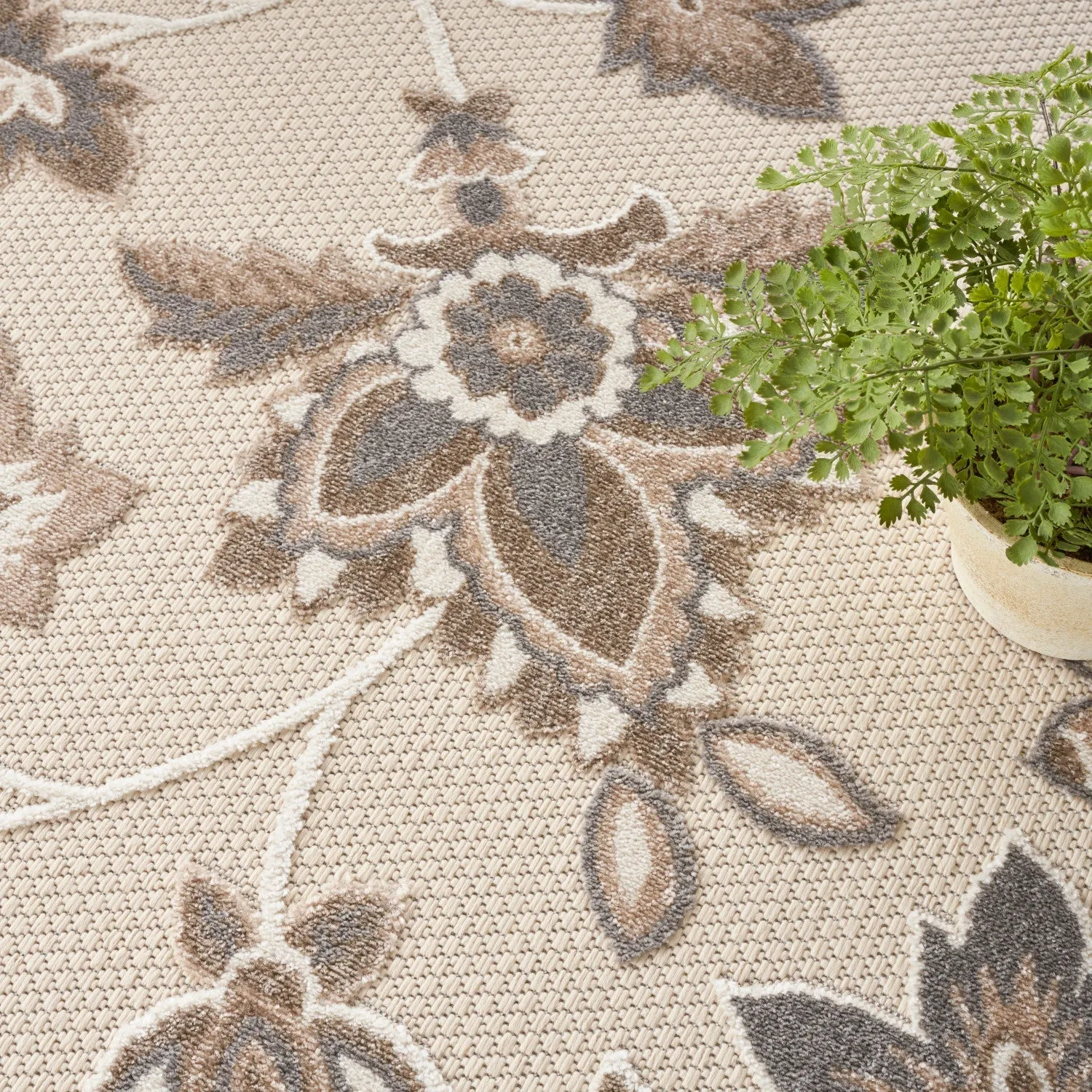 Aloha Beige Farmhouse Indoor/Outdoor Rug