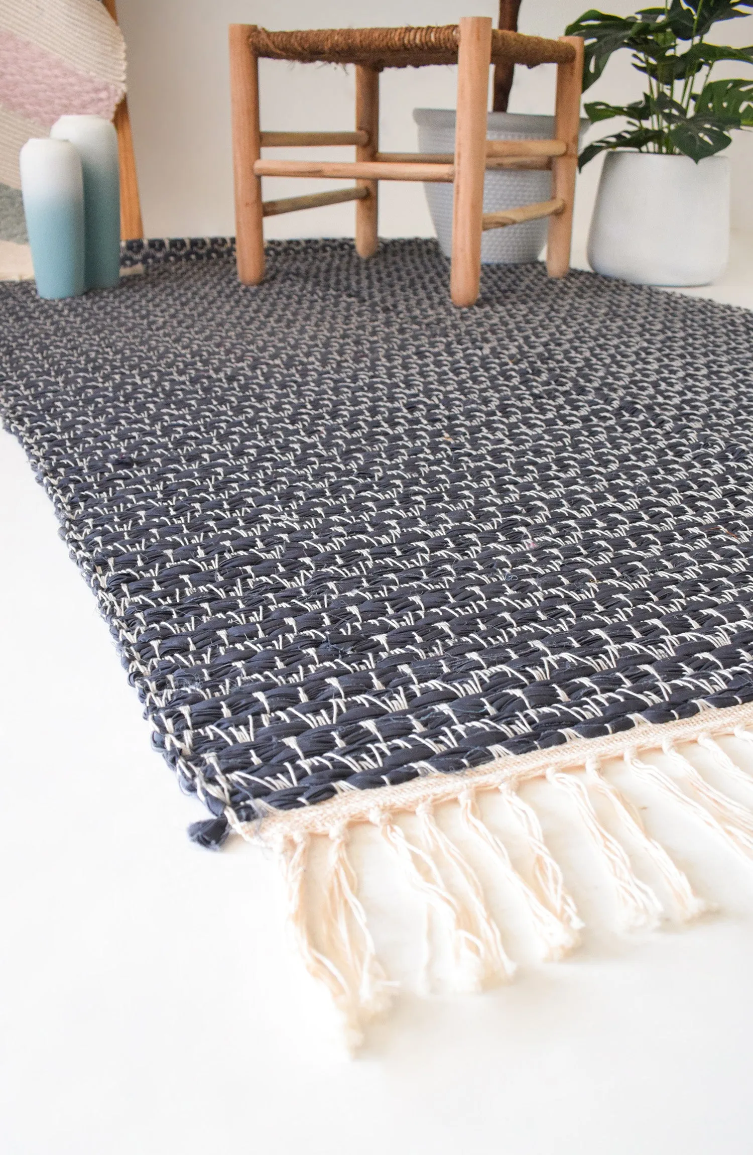 Handmade Recycled Cotton RUG 6 ft x 4 ft (H-RUGS-22-010)