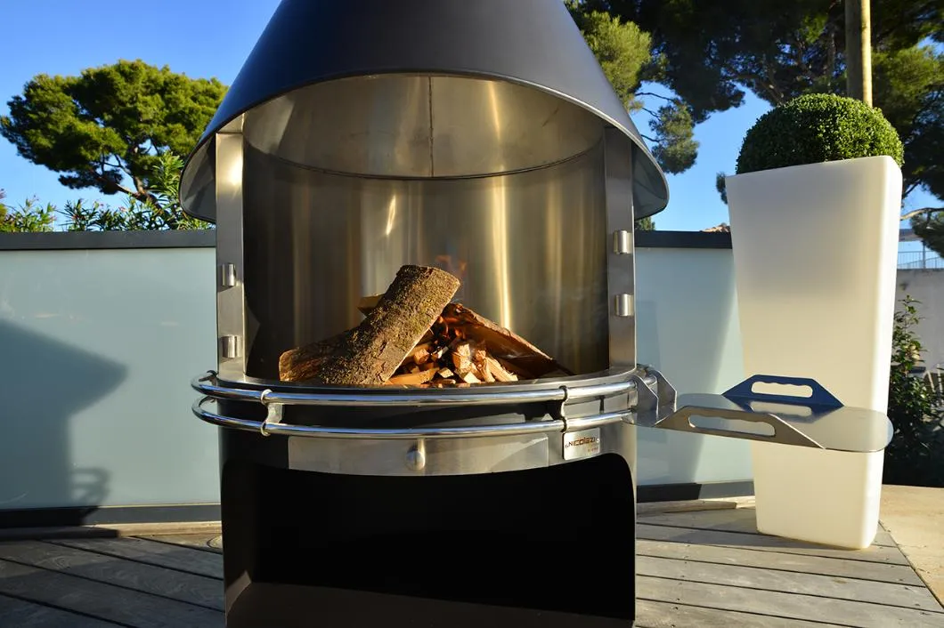 Sonsy XL Outdoor Fireplace